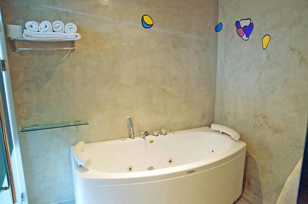 Opera 21 Hotel จอนจู ภายนอก รูปภาพ