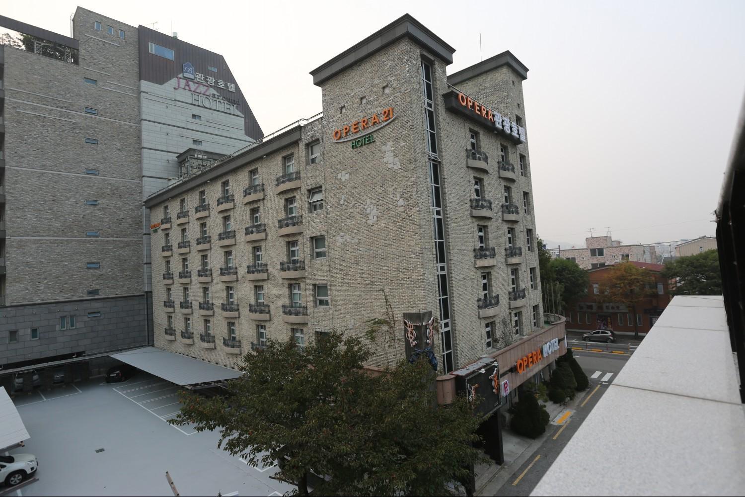 Opera 21 Hotel จอนจู ภายนอก รูปภาพ
