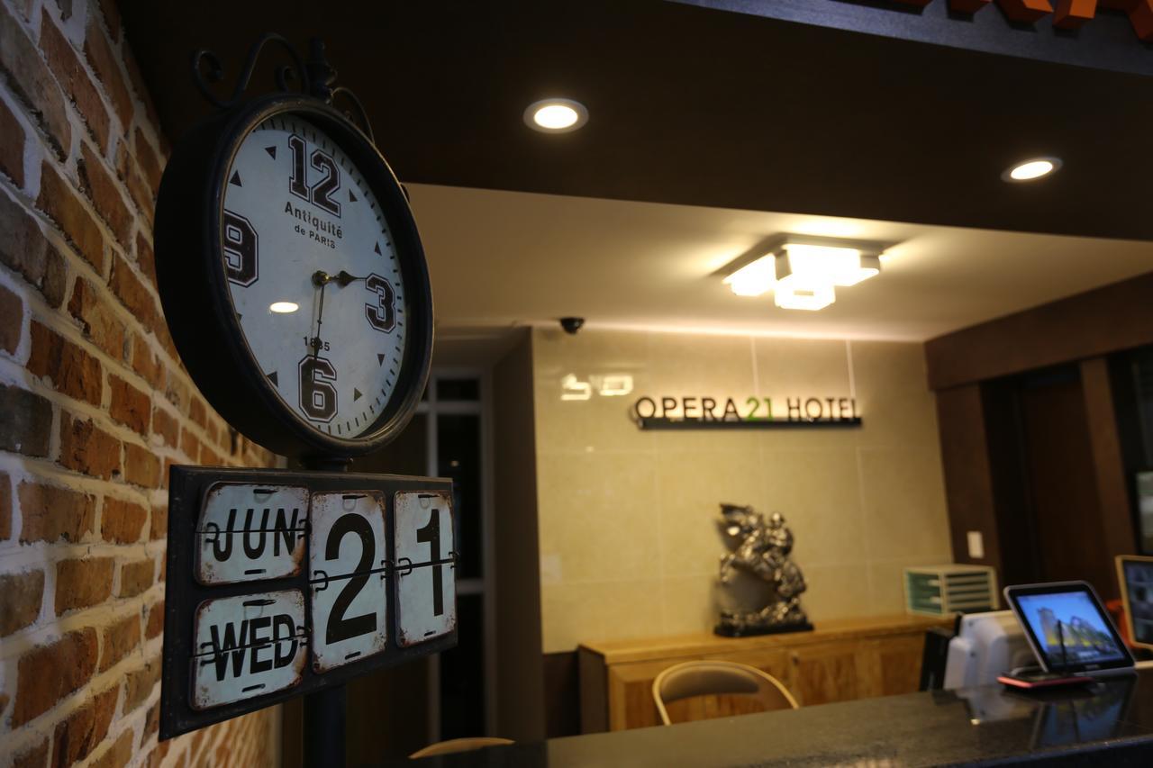 Opera 21 Hotel จอนจู ภายนอก รูปภาพ